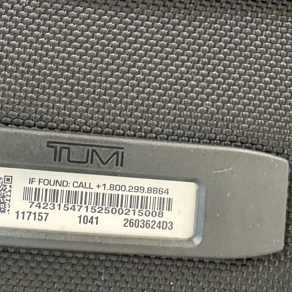 TUMI ALPHA Compact 4 Wheeled Brief
